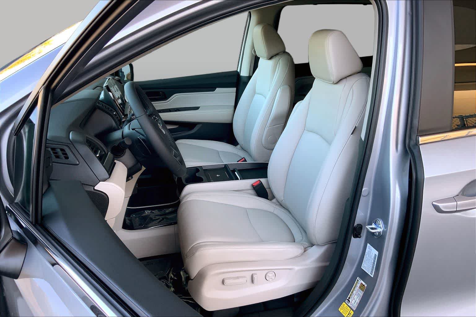 New 2026 Honda Odyssey EX-L image 7