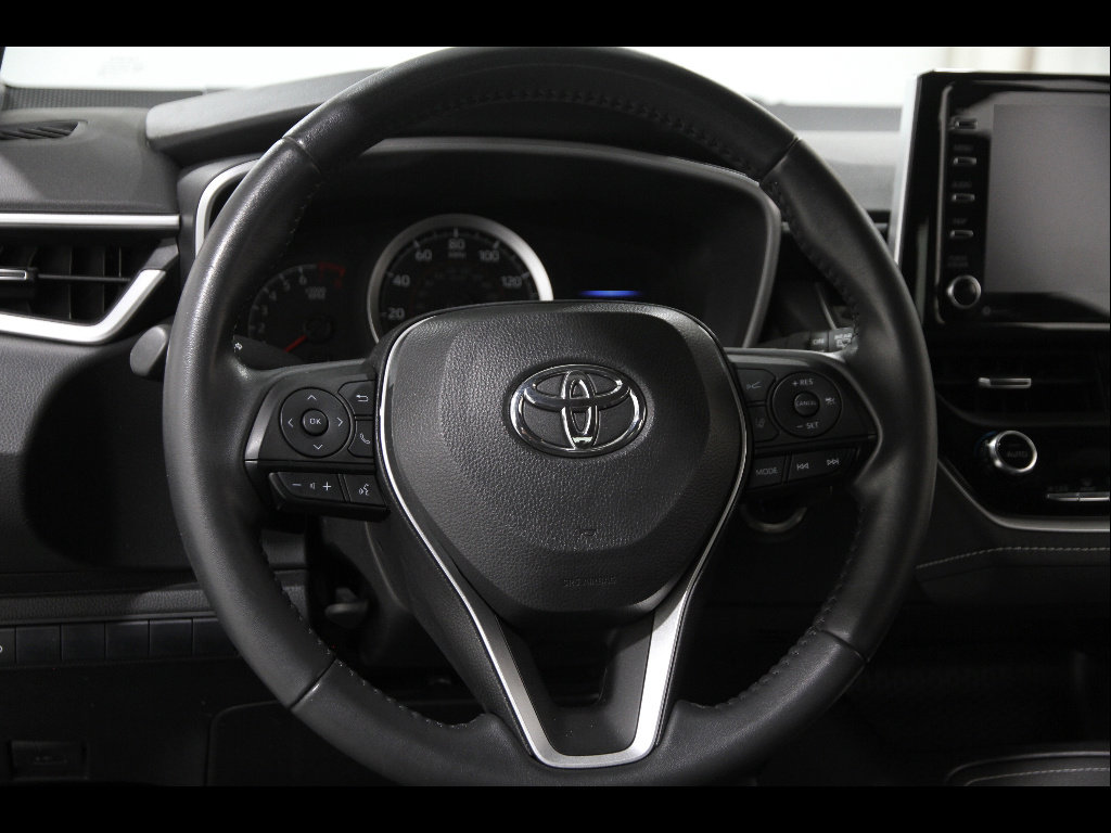 Used 2021 Toyota Corolla SE w/ SE Preferred Package FWD image 7
