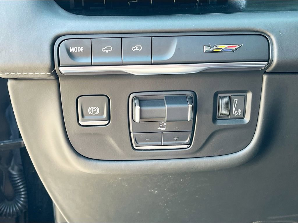 Certified 2024 Cadillac Escalade V image 21