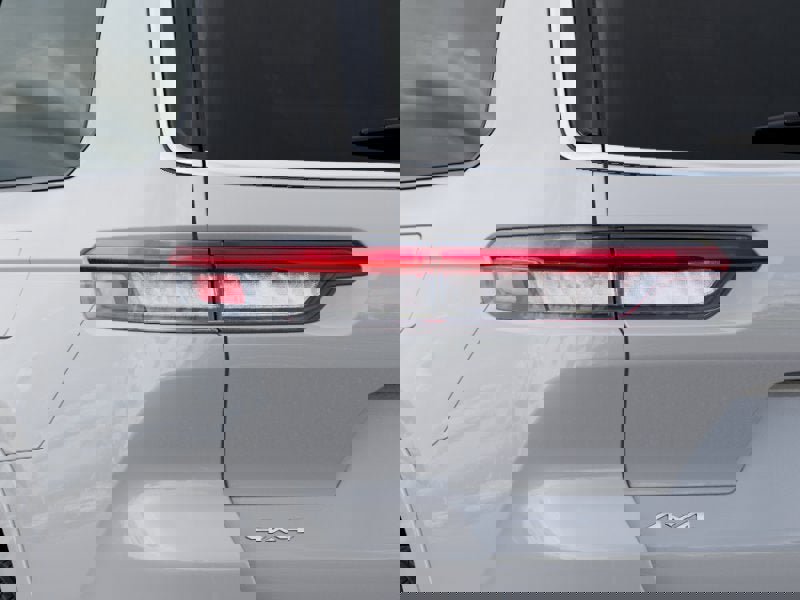 New 2025 Jeep Grand Cherokee L Overland w/ Rear Seat Video Group I image 48