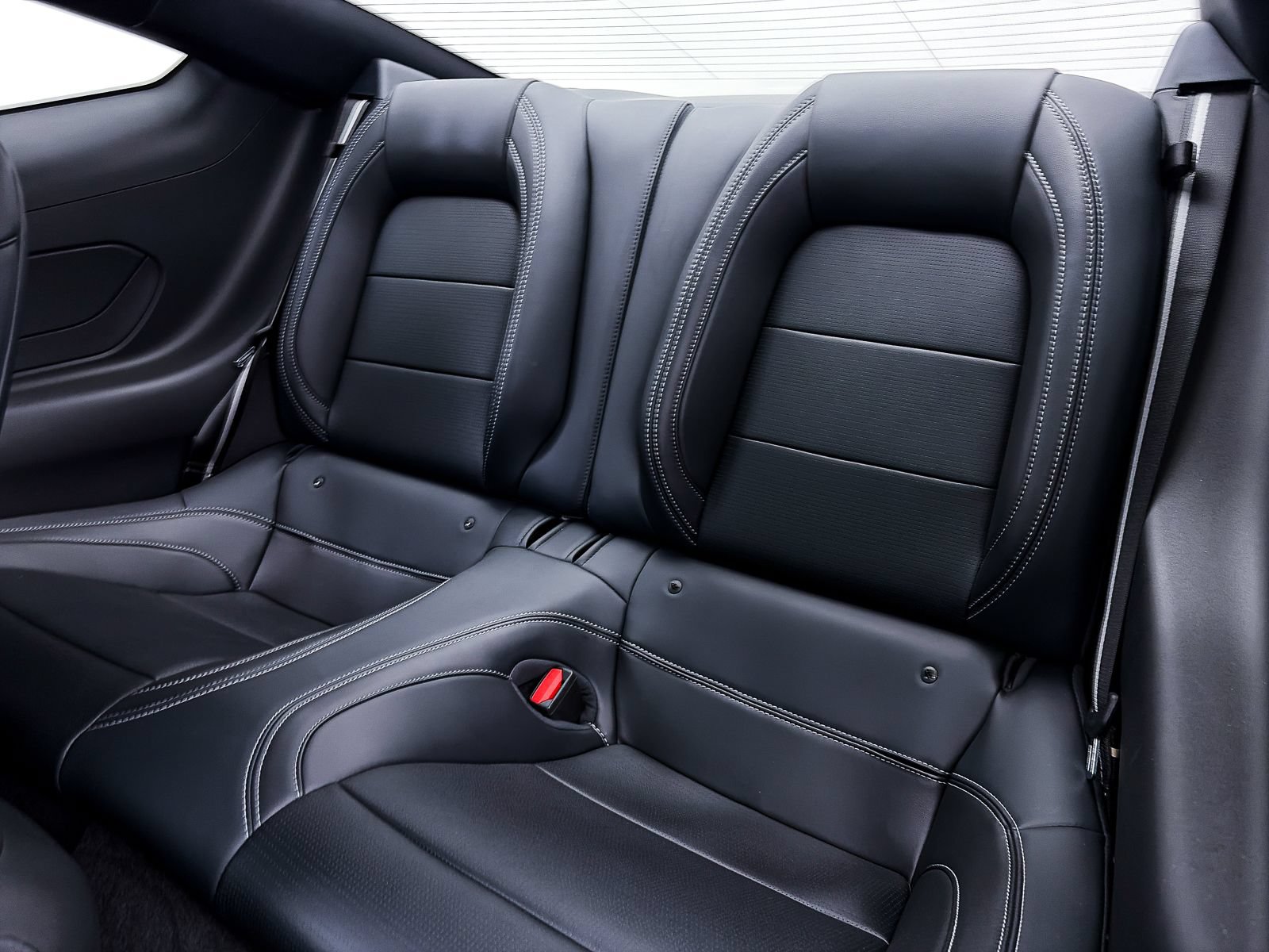 Used 2025 Ford Mustang GT Premium RWD image 47