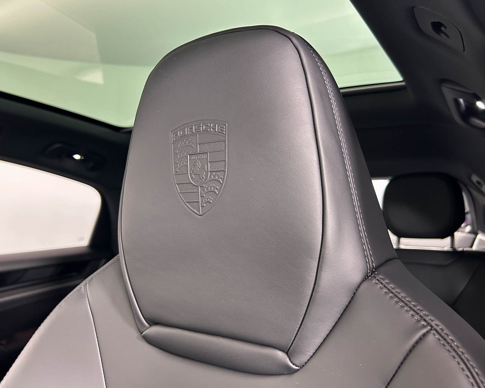 Certified 2024 Porsche Cayenne S AWD/4WD image 16
