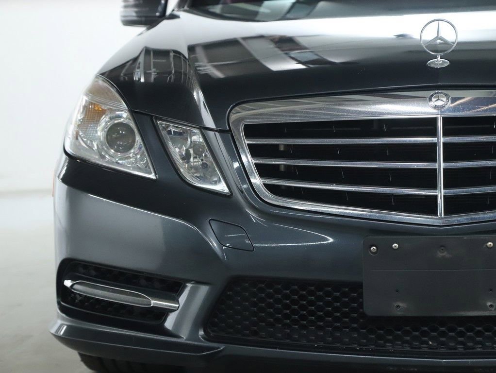Used 2013 Mercedes-Benz E 350 4MATIC Sedan image 6