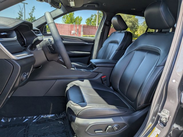 Used 2025 Jeep Grand Cherokee L Limited AWD/4WD image 16
