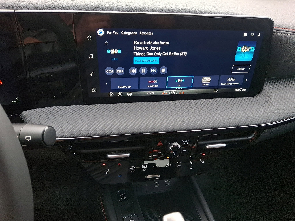 New 2026 Nissan Kicks SR w/ Illumination Package image 8