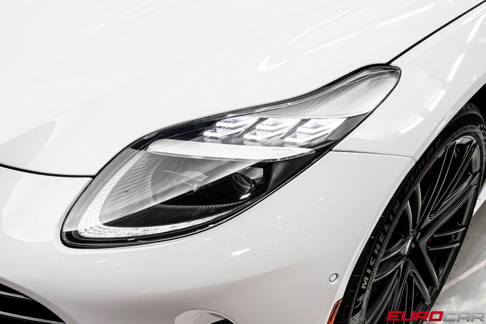 Used 2024 Aston Martin DB12 Coupe RWD image 10