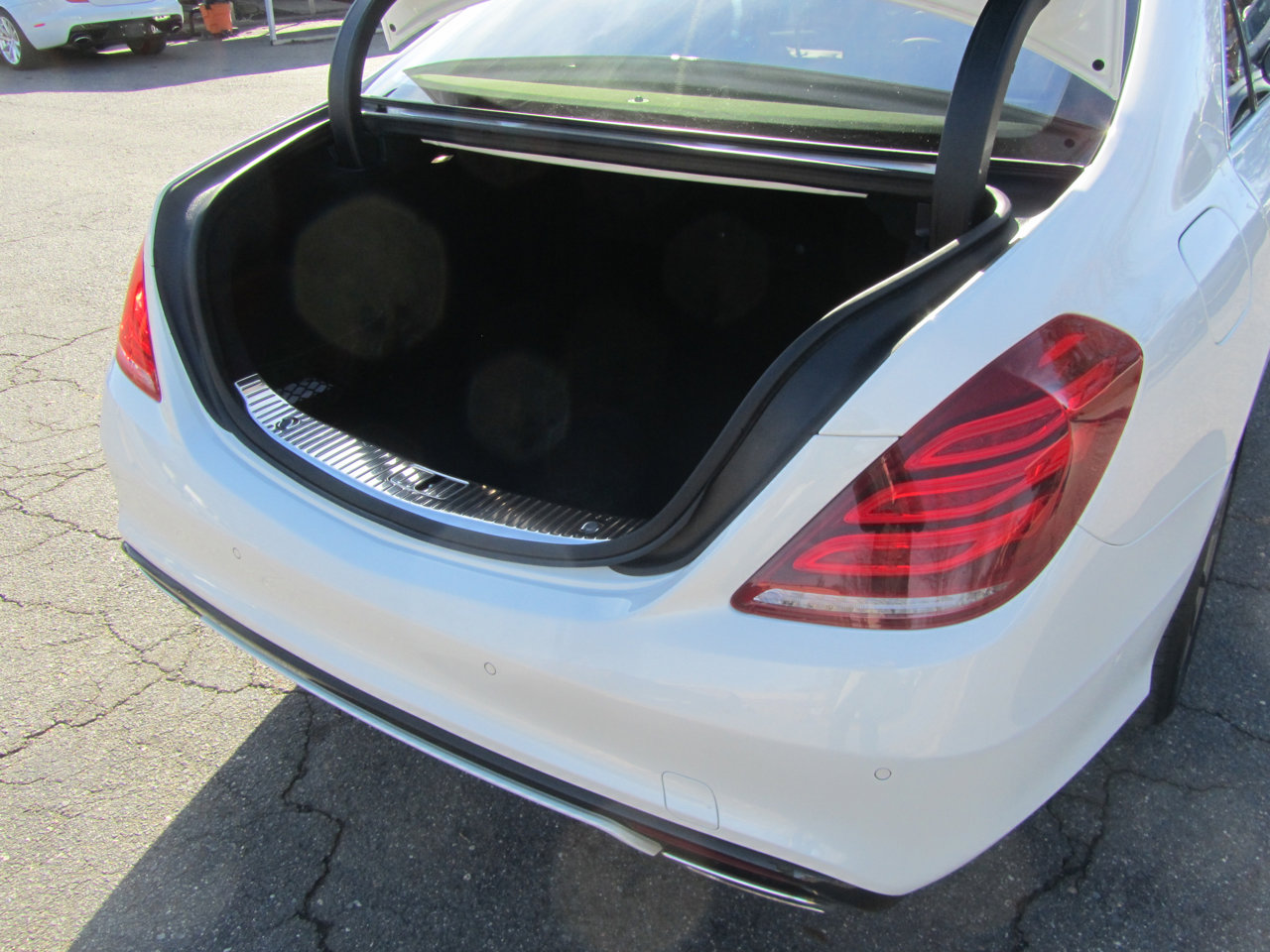 Used 2015 Mercedes-Benz S 550 Sedan image 21
