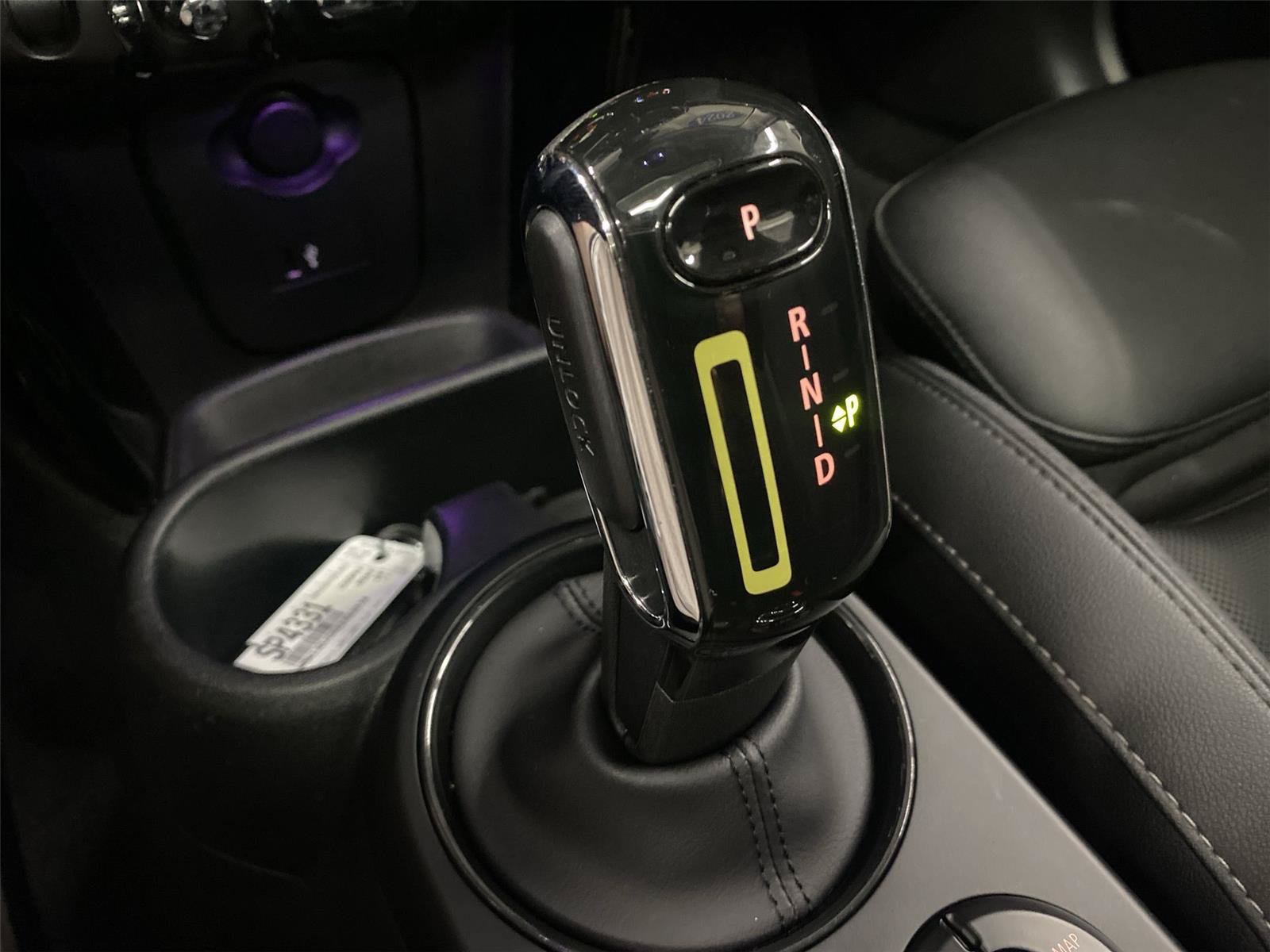Certified 2024 MINI Cooper SE FWD image 26