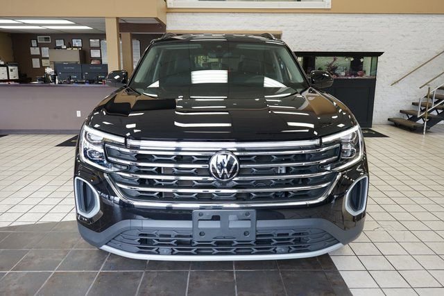 Used 2024 Volkswagen Atlas SE image 21