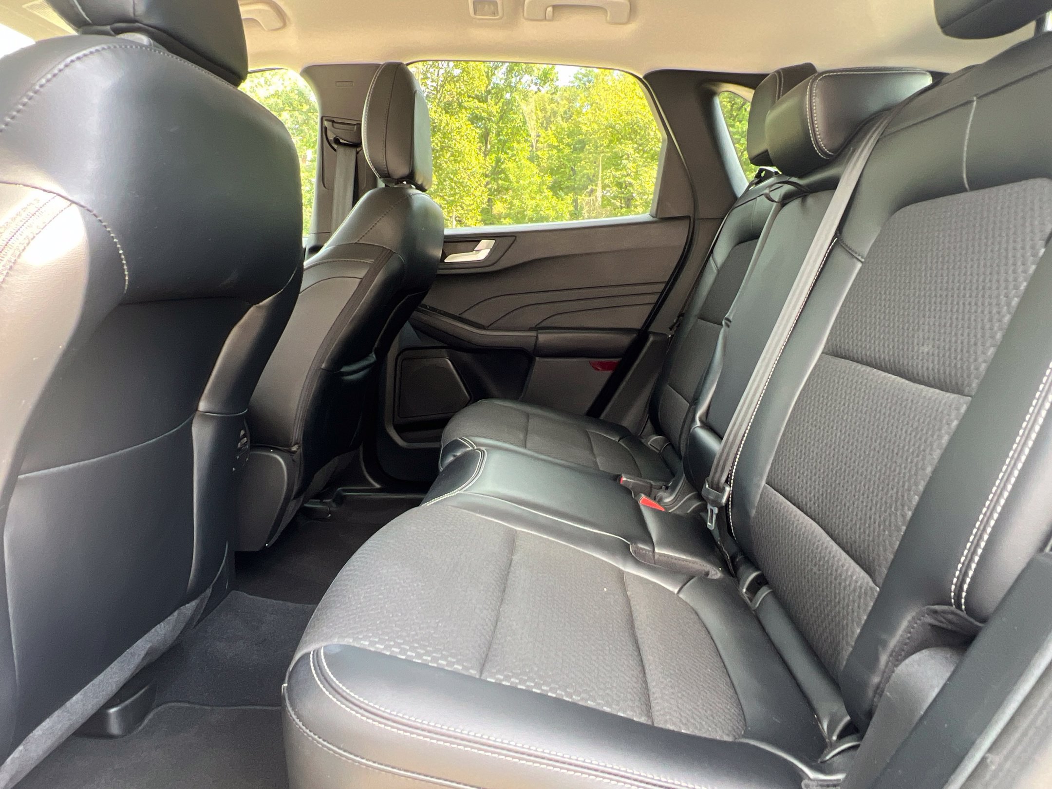 Used 2023 Ford Escape SE FWD image 26