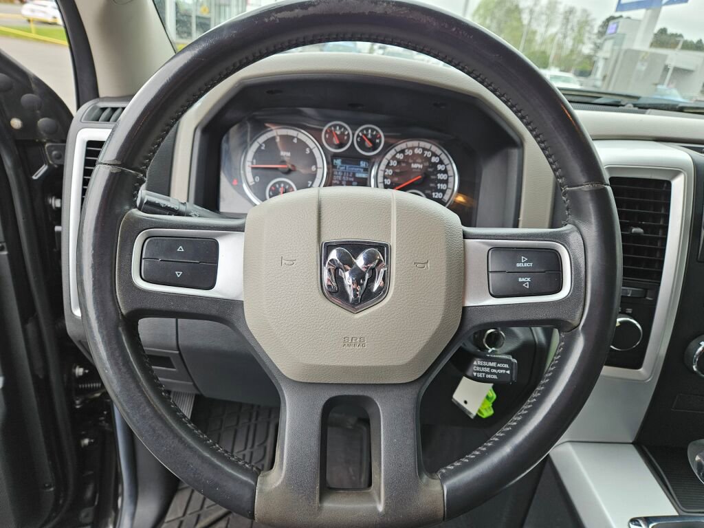 Used 2011 RAM 1500 Classic SLT w/ SLT Plus D←cor Group AWD/4WD image 18