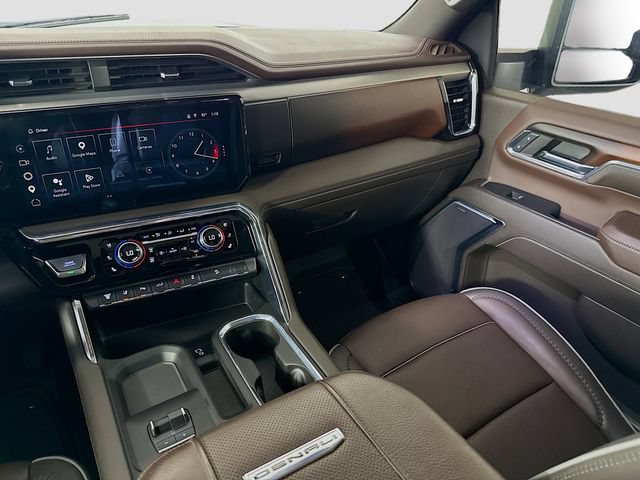 Used 2024 GMC Sierra 2500 Denali w/ Denali Reserve Package AWD/4WD image 24