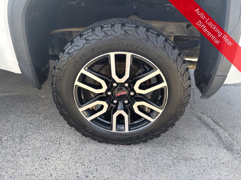Used 2021 GMC Sierra 1500 AT4 w/ Off-Road Performance Package AWD/4WD image 18
