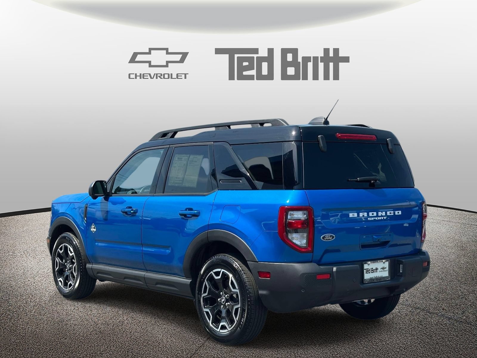 Used 2025 Ford Bronco Sport Outer Banks w/ Outer Banks Tech Package+ AWD/4WD image 4