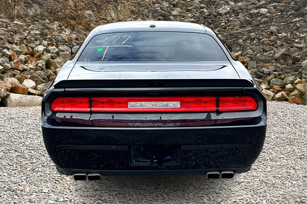 Used 2013 Dodge Challenger R/T image 4
