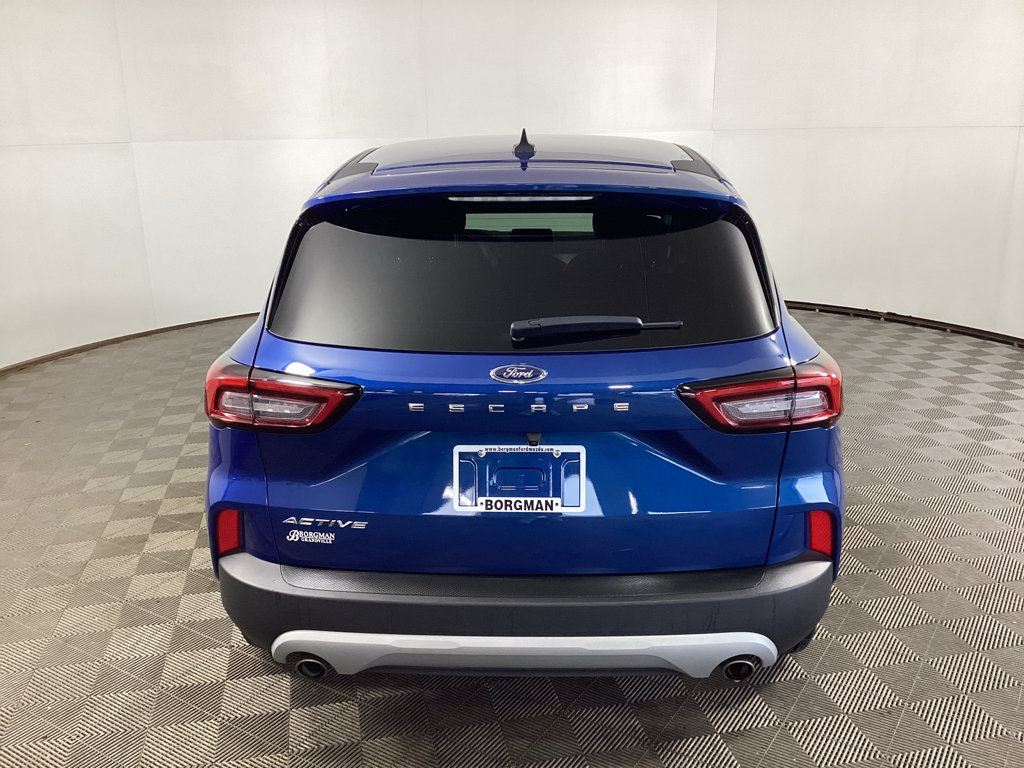 Used 2023 Ford Escape Active FWD image 3