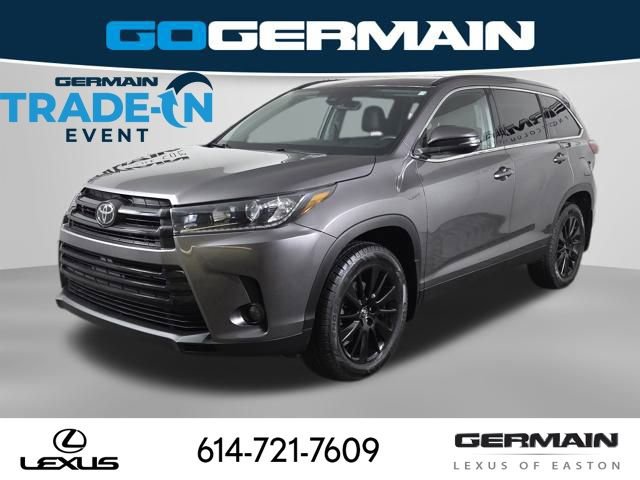 Used 2019 Toyota Highlander SE image 1