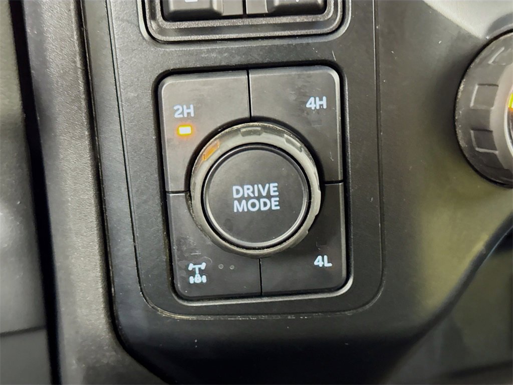 Used 2023 Ford F350 XLT image 16