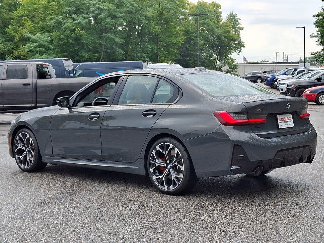 Used 2026 BMW 330i xDrive Sedan w/ M Sport Package AWD/4WD image 4