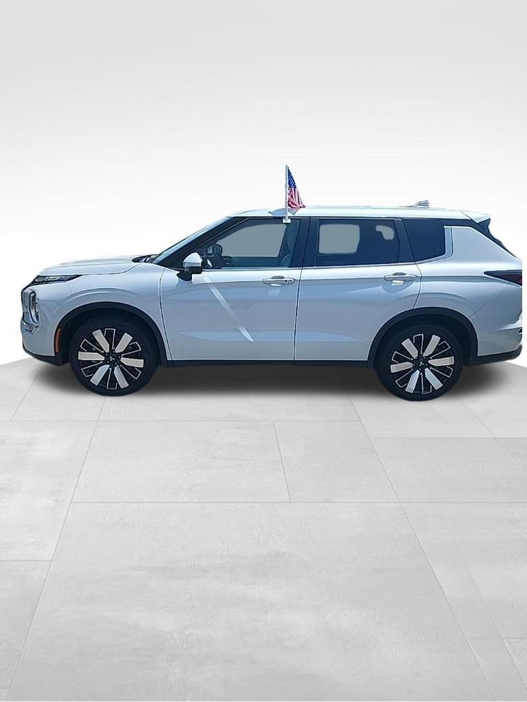 Used 2025 Mitsubishi Outlander SE AWD/4WD video 2