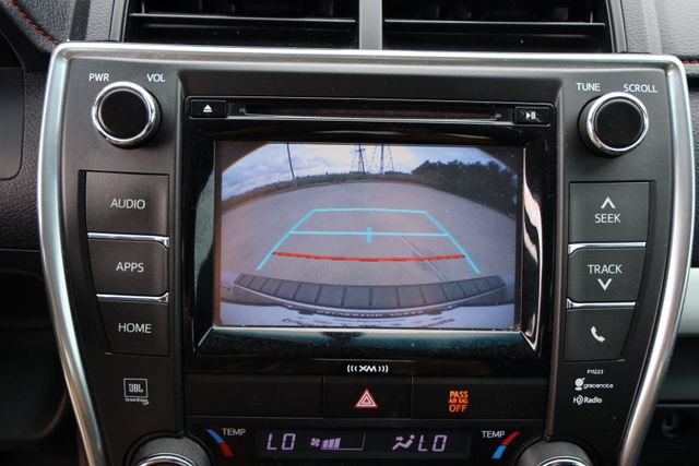 Certified 2017 Toyota Camry XSE FWD image 18