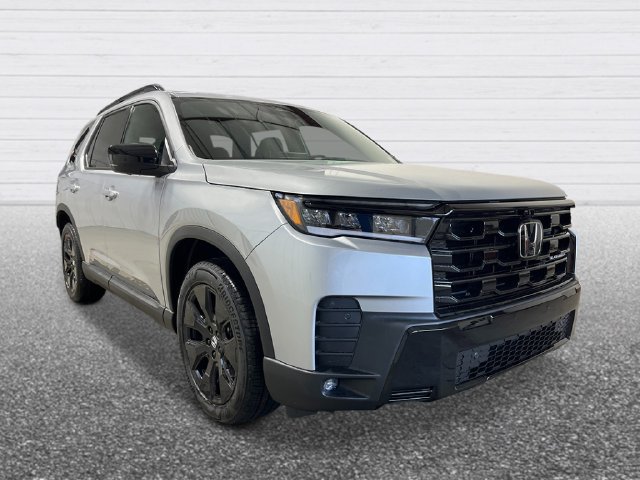 New 2026 Honda Pilot Black Edition image 9