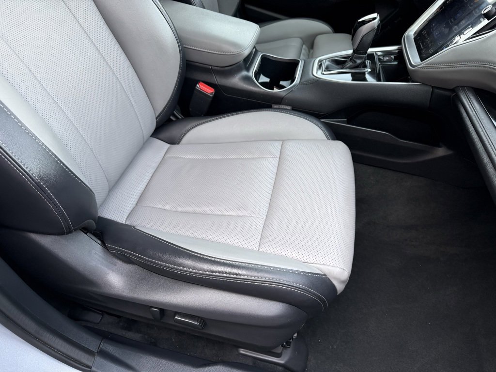 Used 2022 Subaru Outback Limited image 27