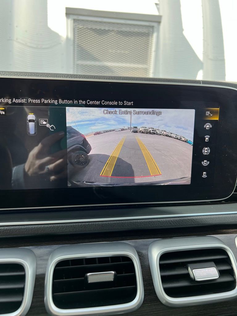 Used 2023 Mercedes-Benz GLS 450 4MATIC image 36