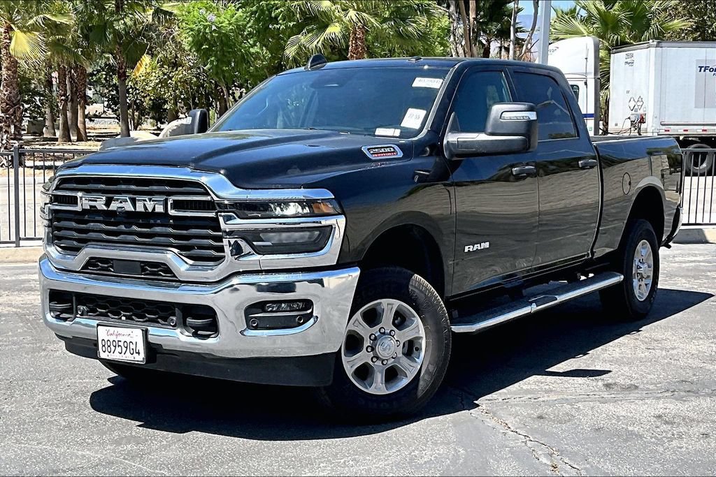 Used 2026 RAM 2500 Big Horn AWD/4WD image 2