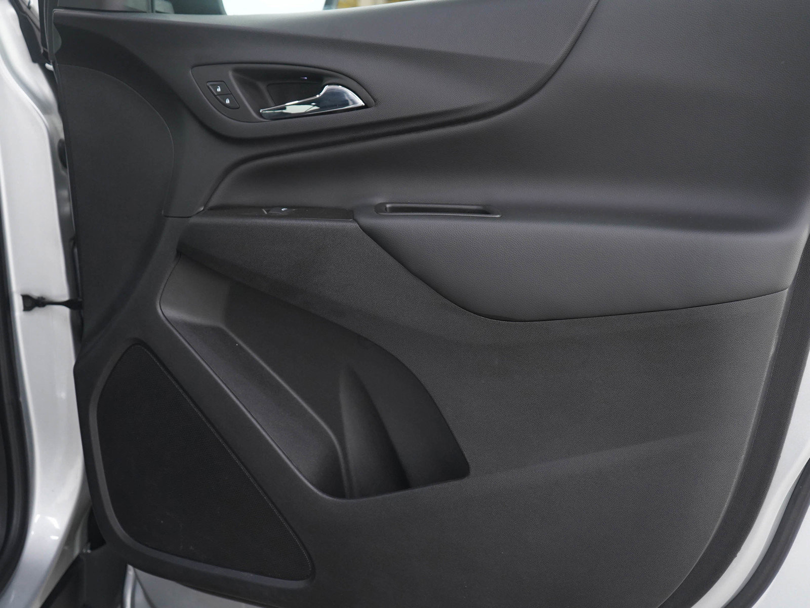 Used 2022 Chevrolet Equinox LT image 9