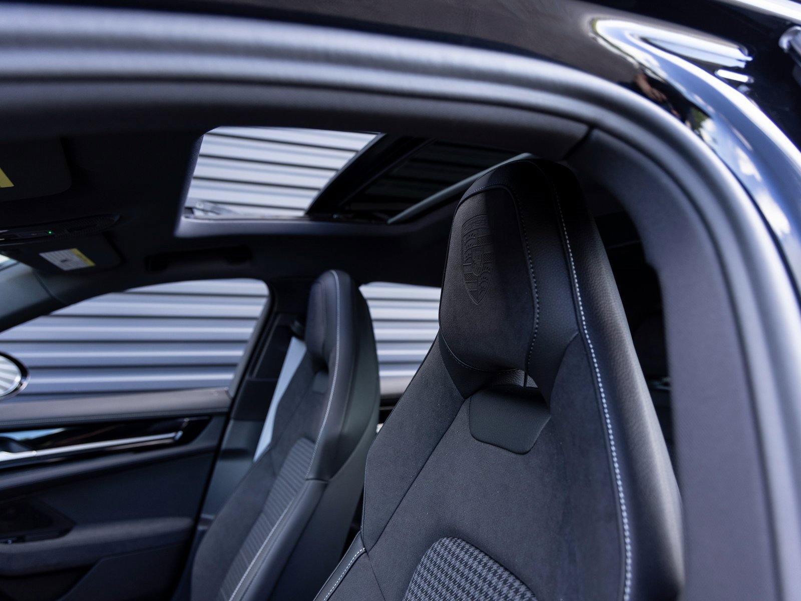 New 2025 Porsche Panamera 4 image 25