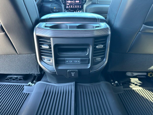 New 2026 RAM 3500 Laramie AWD/4WD image 39