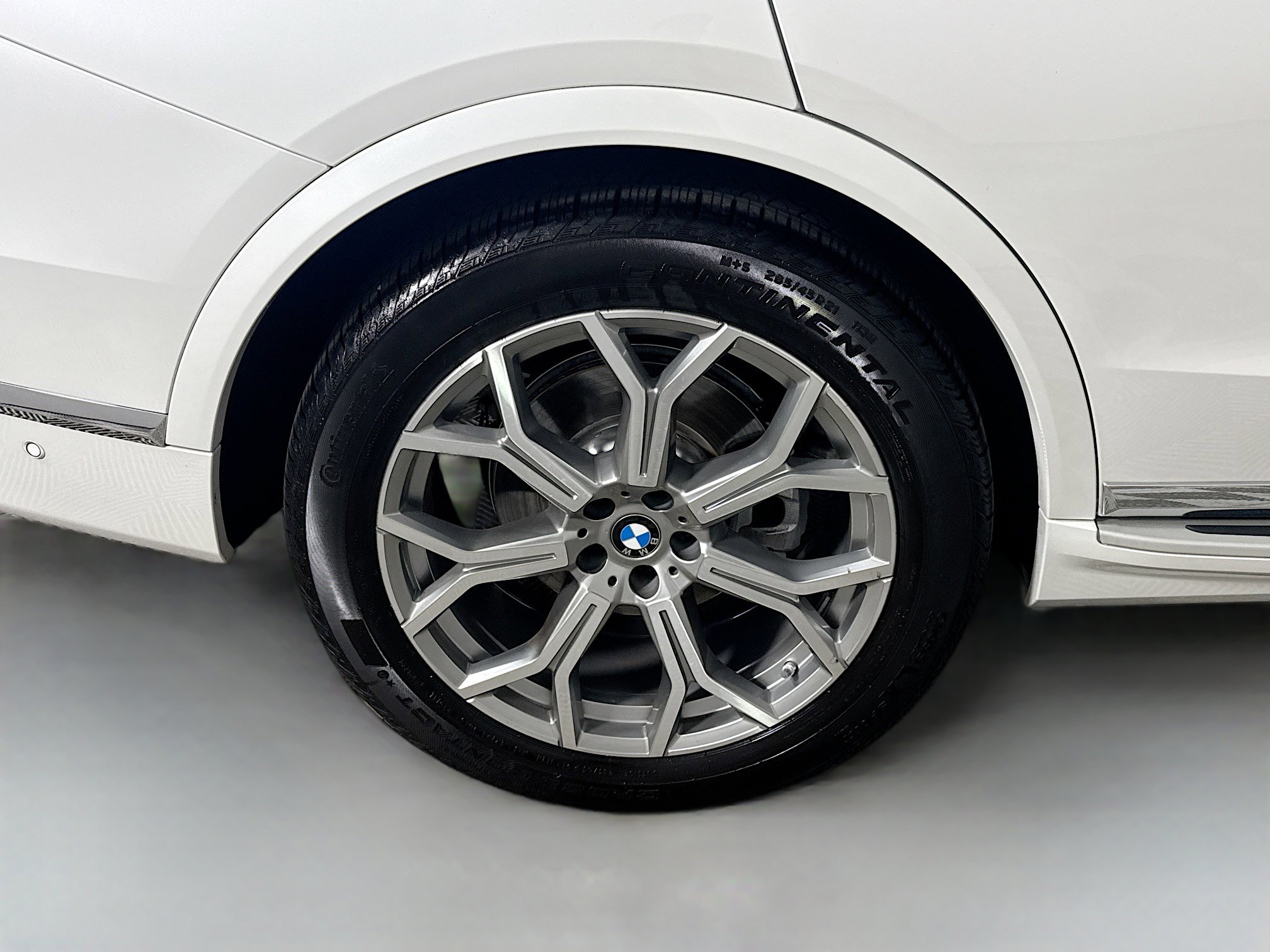 Used 2026 BMW X7 xDrive40i AWD/4WD image 33