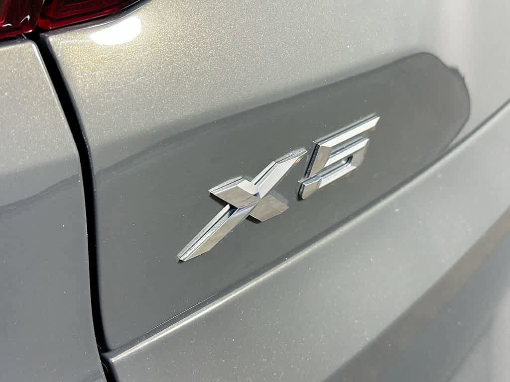 Used 2022 BMW X5 xDrive40i AWD/4WD image 7