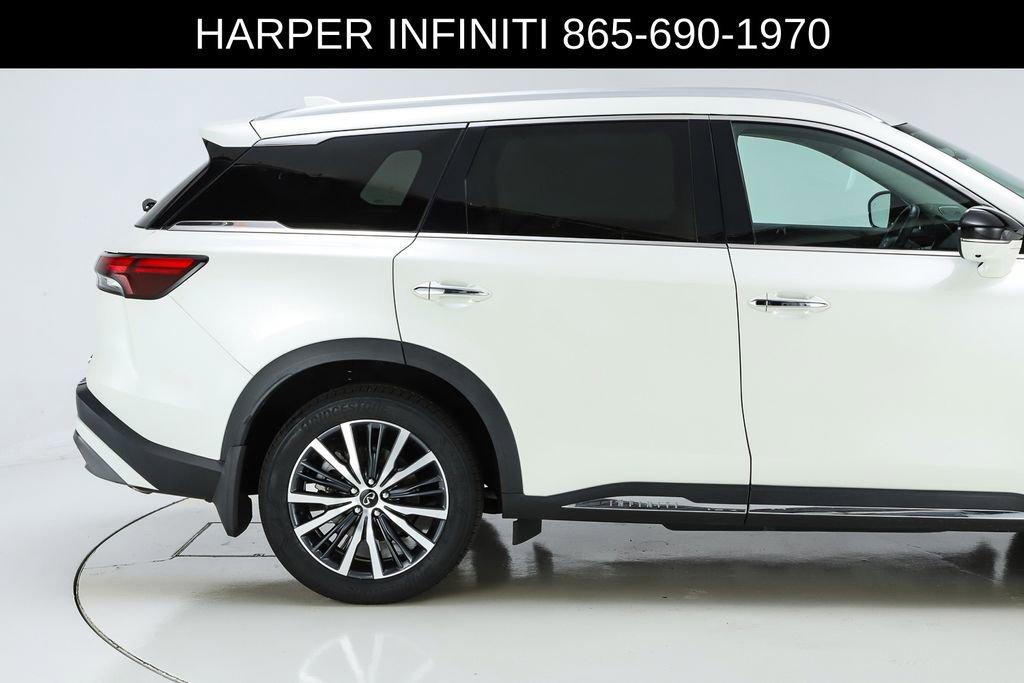 Used 2023 INFINITI QX60 Sensory w/ Cargo Package AWD/4WD image 12