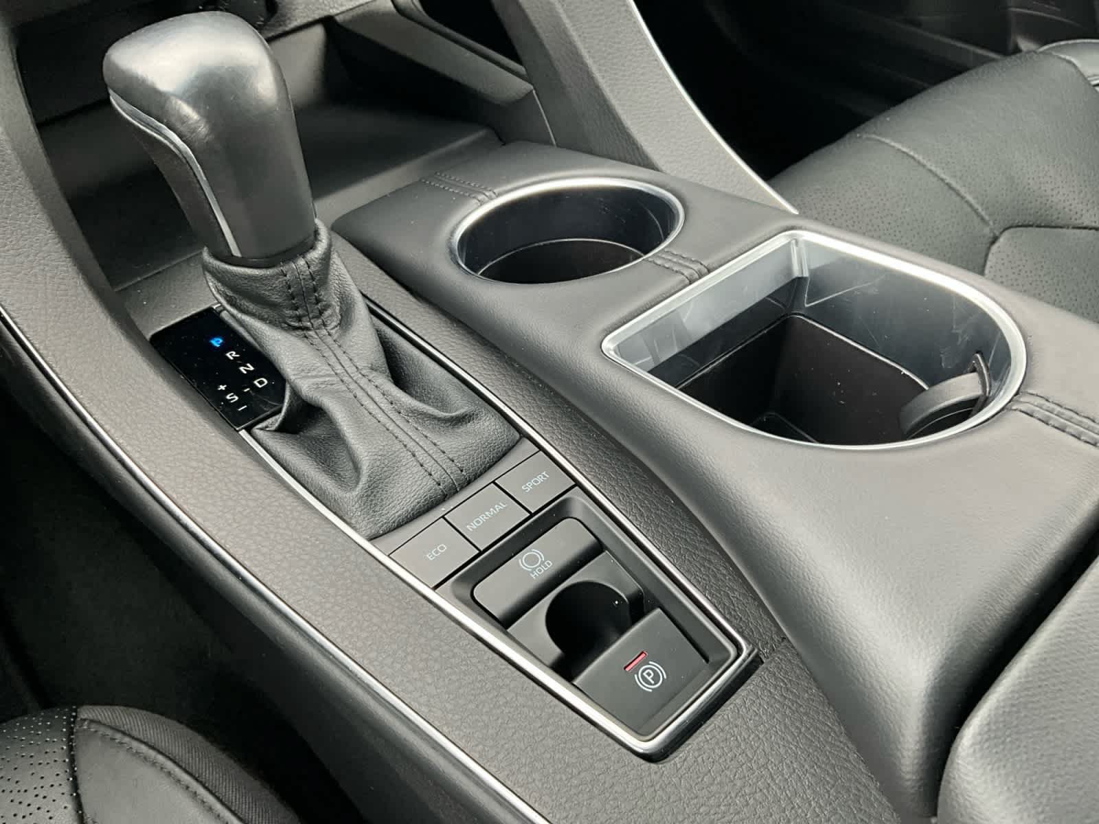 Used 2021 Toyota Avalon Limited w/ Advanced Safety Package FWD image 18
