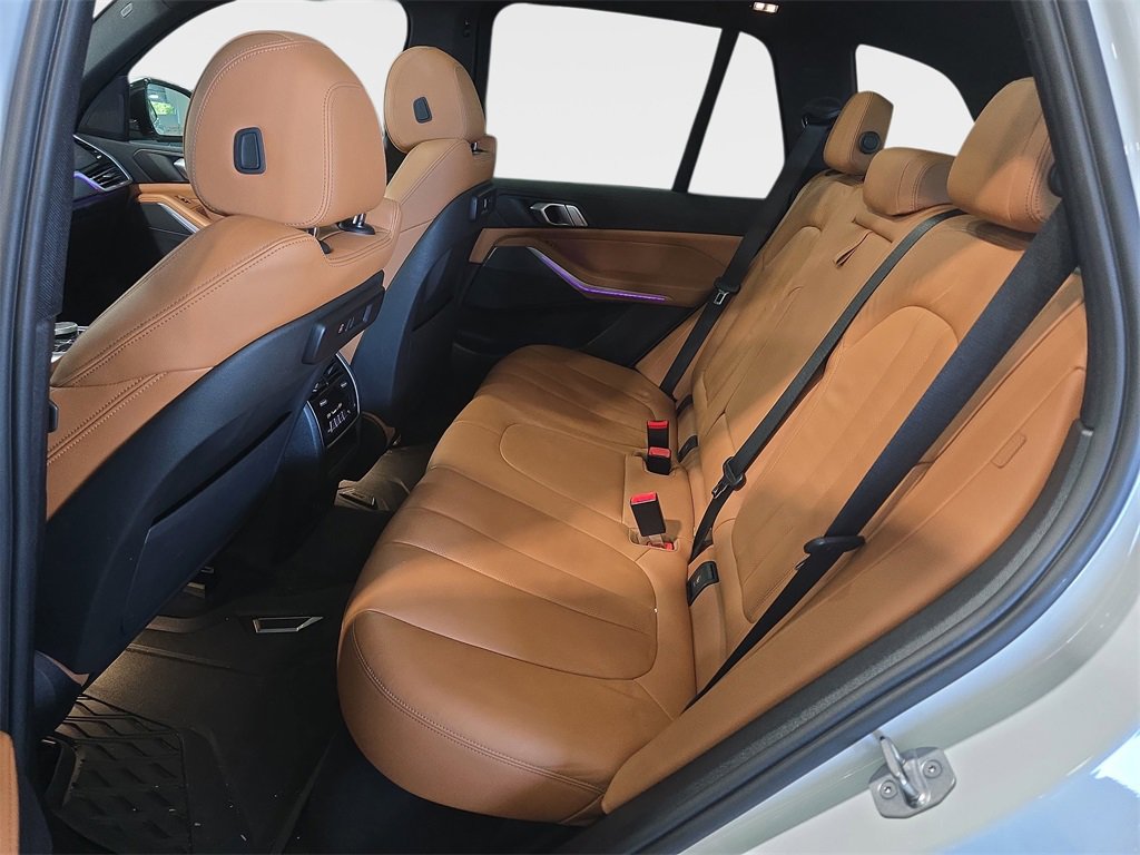 Used 2022 BMW X5 sDrive40i w/ Premium Package image 10