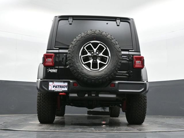 Used 2024 Jeep Wrangler Unlimited Rubicon w/ Technology Group image 37