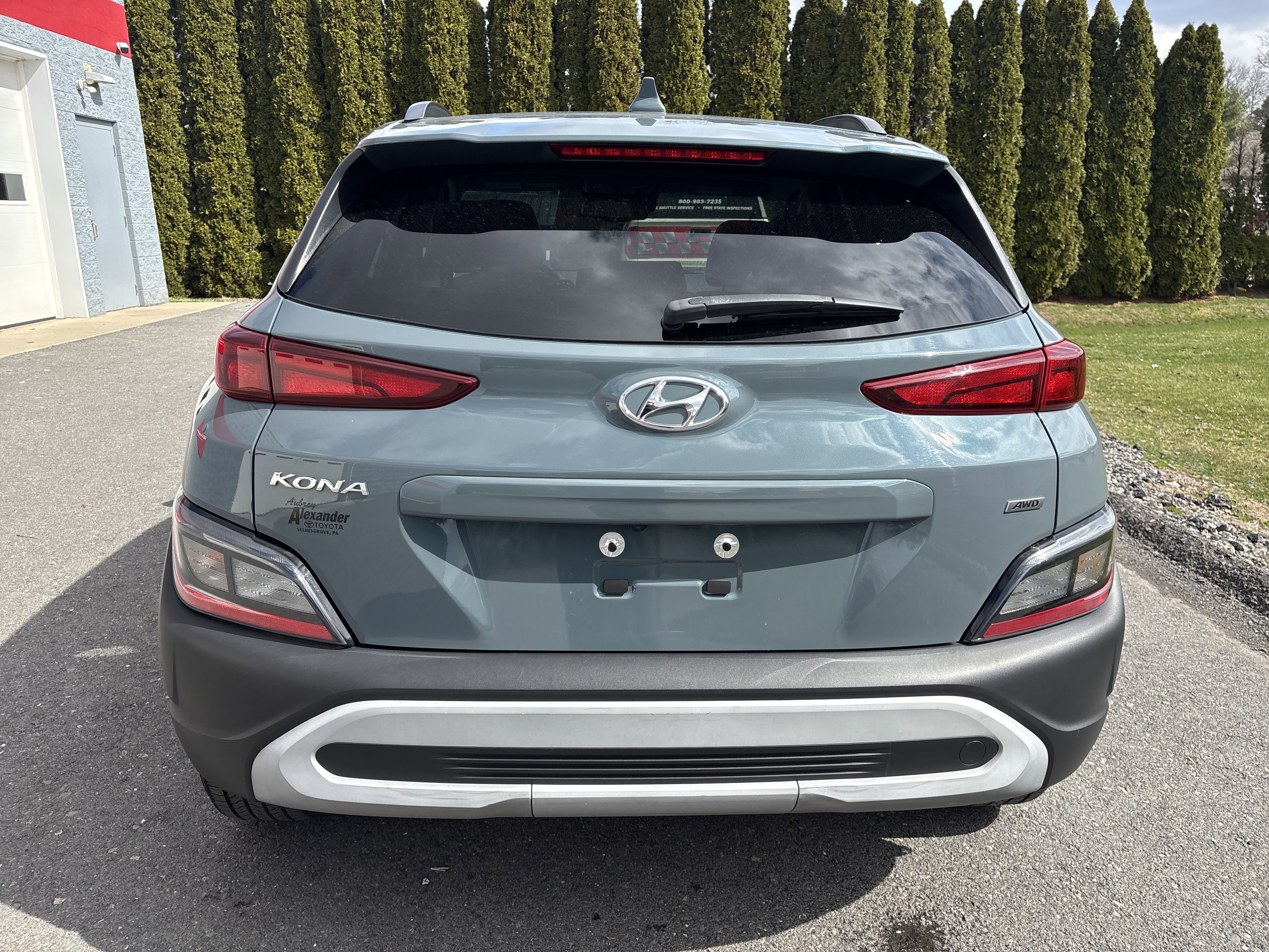 Used 2022 Hyundai Kona SEL image 4