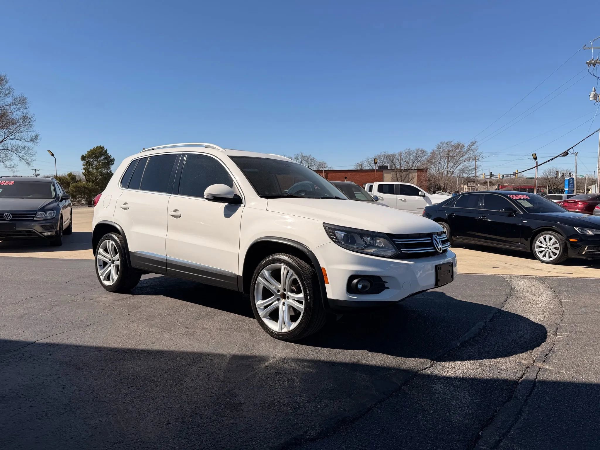 Used 2013 Volkswagen Tiguan S FWD image 8
