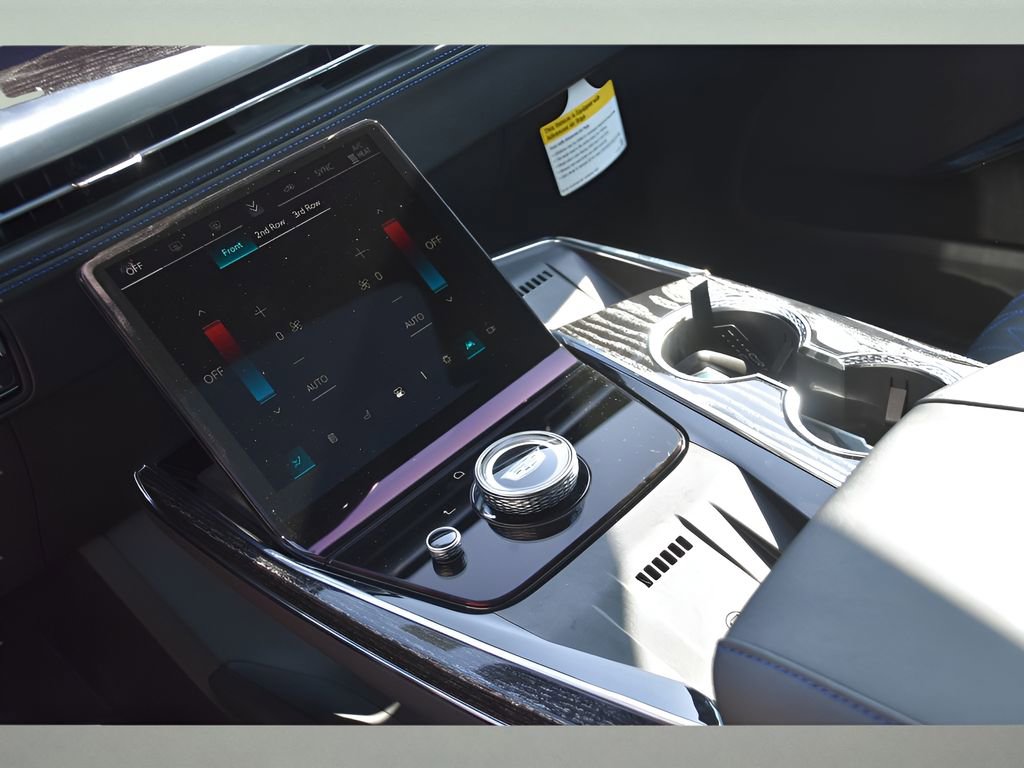 New 2026 Cadillac Escalade IQL Luxury image 34