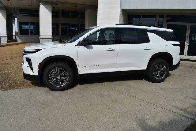 New 2026 Chevrolet Traverse LT w/ Driver Confidence Package FWD image 5