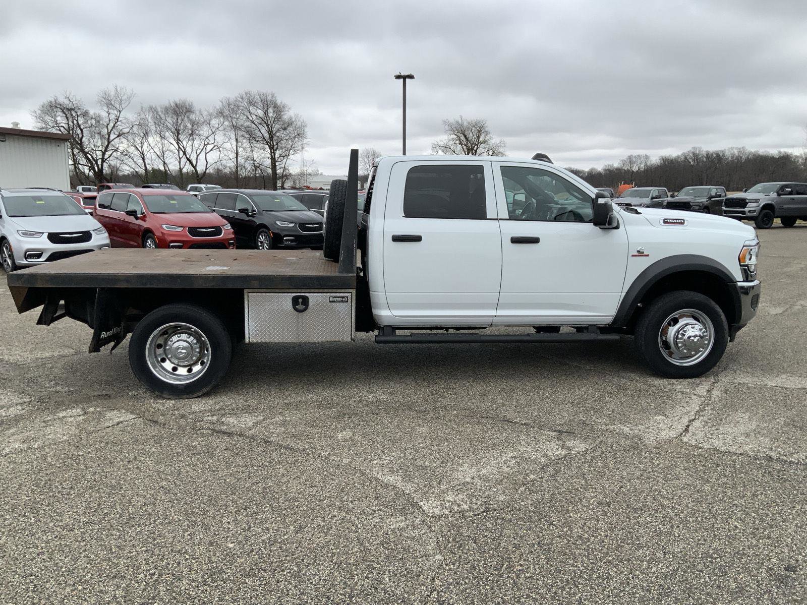 Used 2023 RAM 4500 Tradesman w/ Chrome Appearance Group image 9