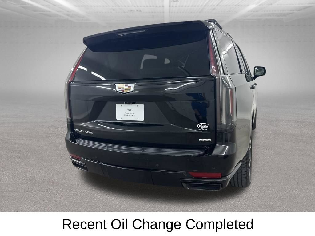 Used 2023 Cadillac Escalade Sport Platinum AWD/4WD image 13