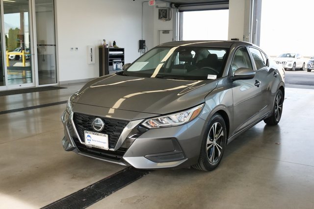 Used 2023 Nissan Sentra SV image 3