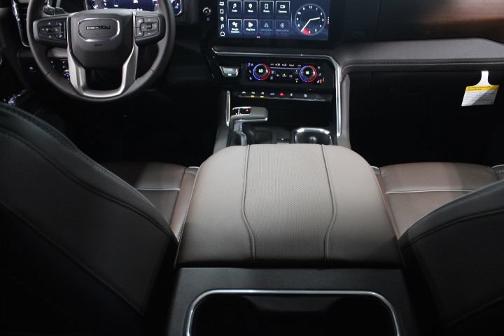New 2026 GMC Sierra 1500 Denali w/ Denali Reserve Package AWD/4WD image 34