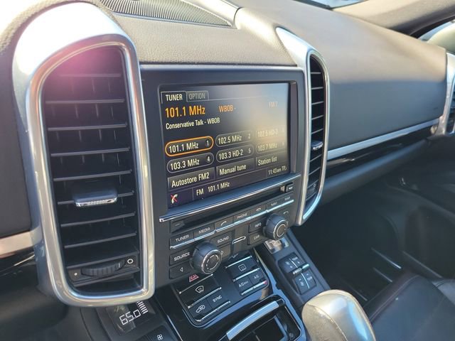 Used 2016 Porsche Cayenne image 20