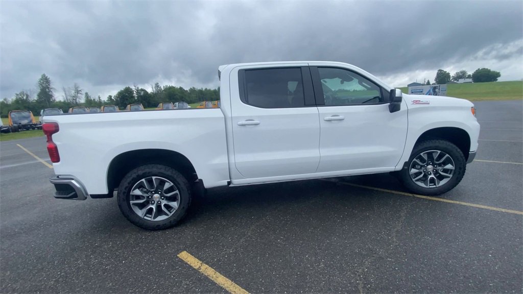 New 2026 Chevrolet Silverado 1500 LT image 9
