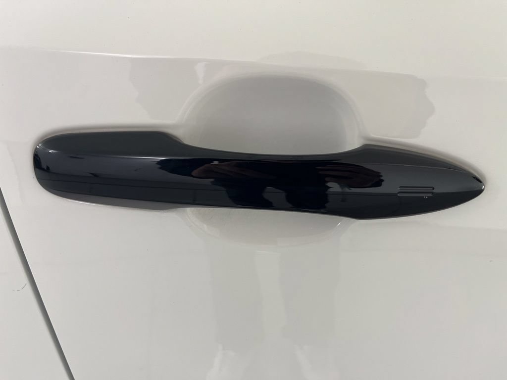 Used 2021 Toyota Corolla SE FWD image 46