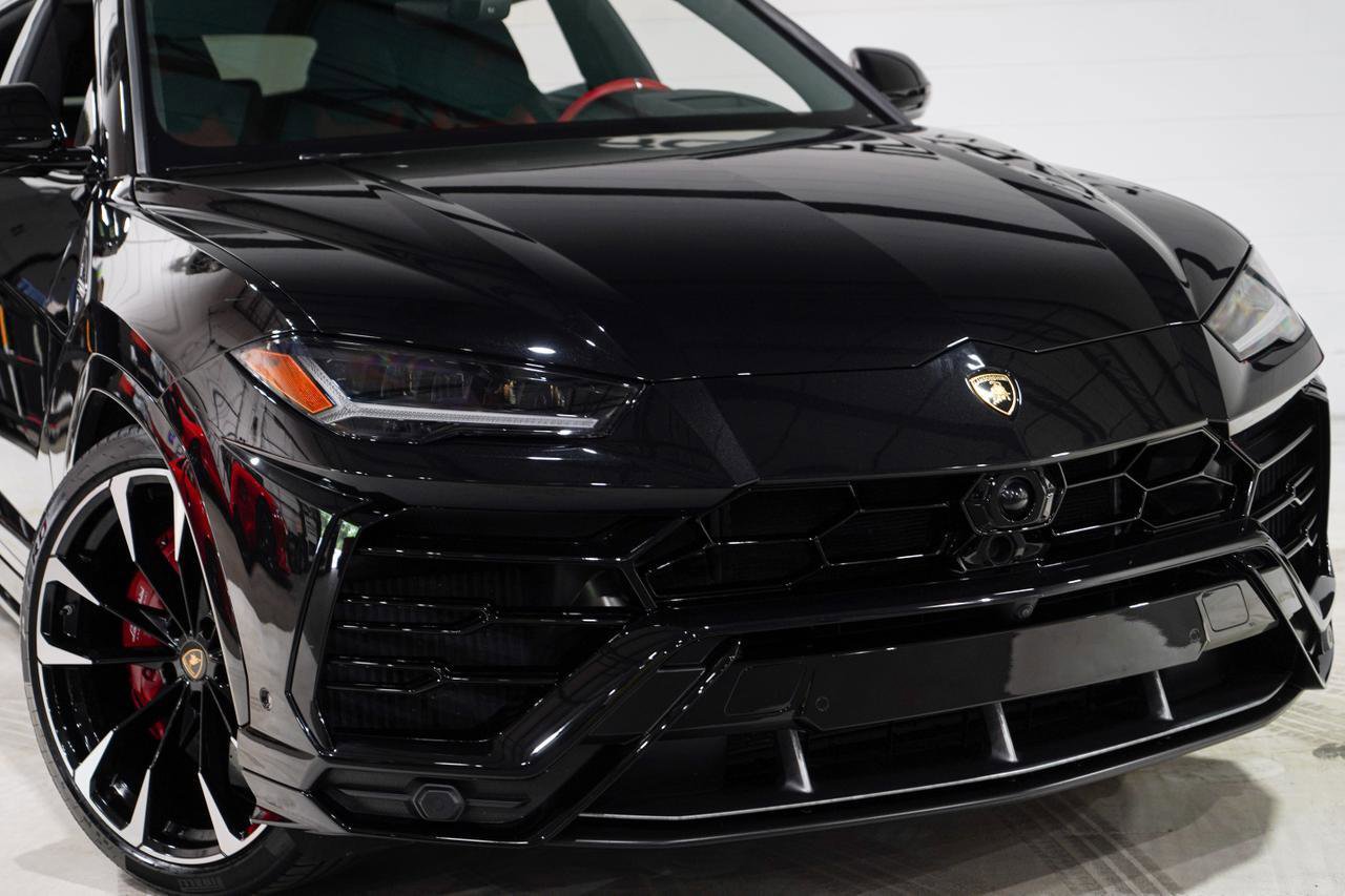 Used 2020 Lamborghini Urus AWD/4WD image 24